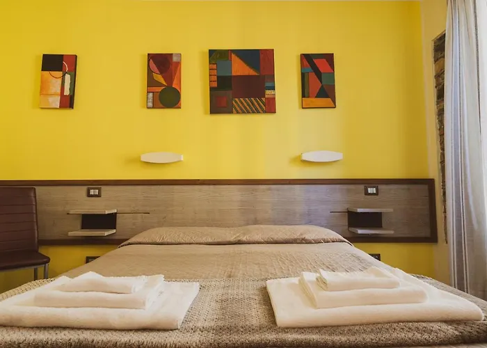 Via Venezia 76 3* La Spezia